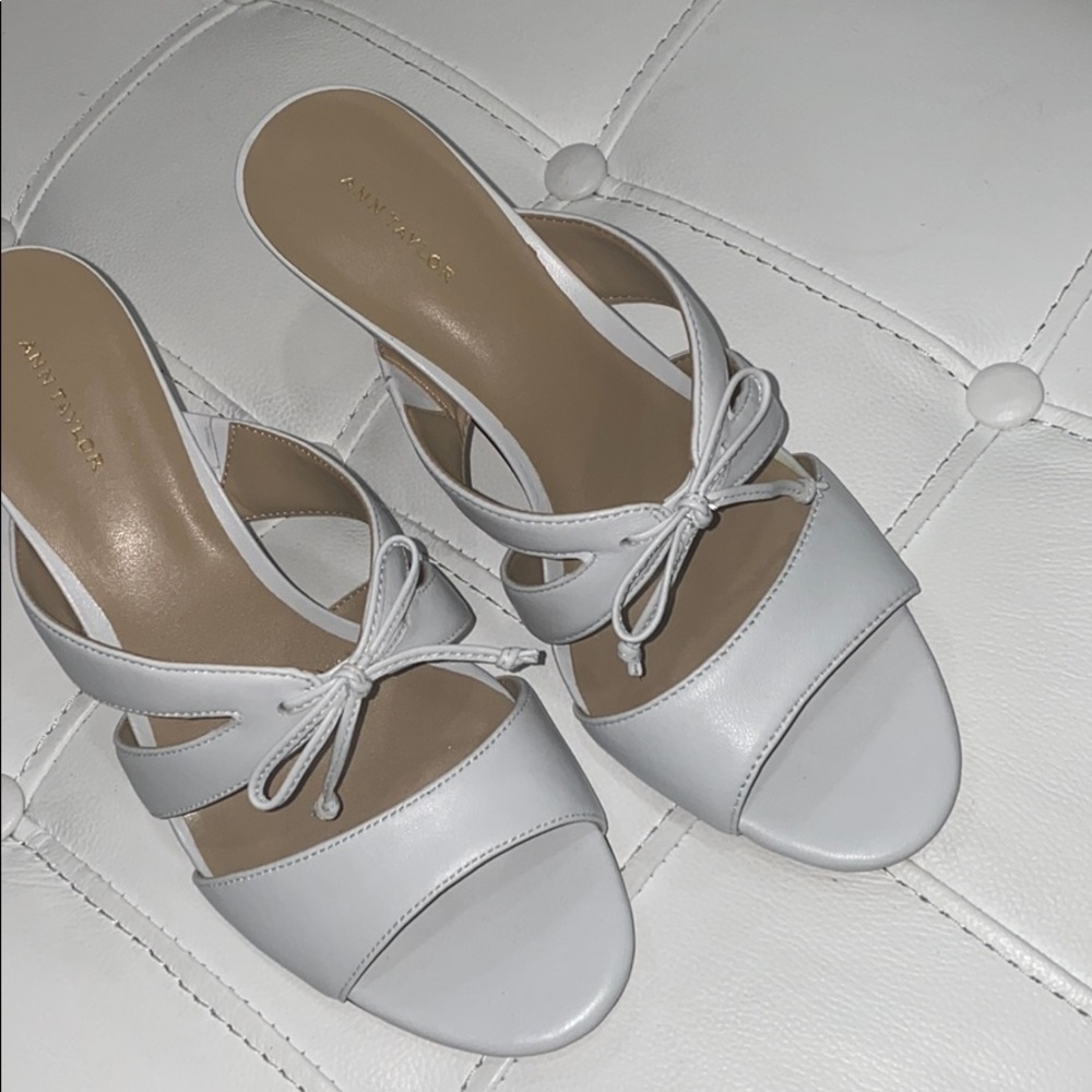 White Leather Ann Taylor Shoes. Never Worn.
